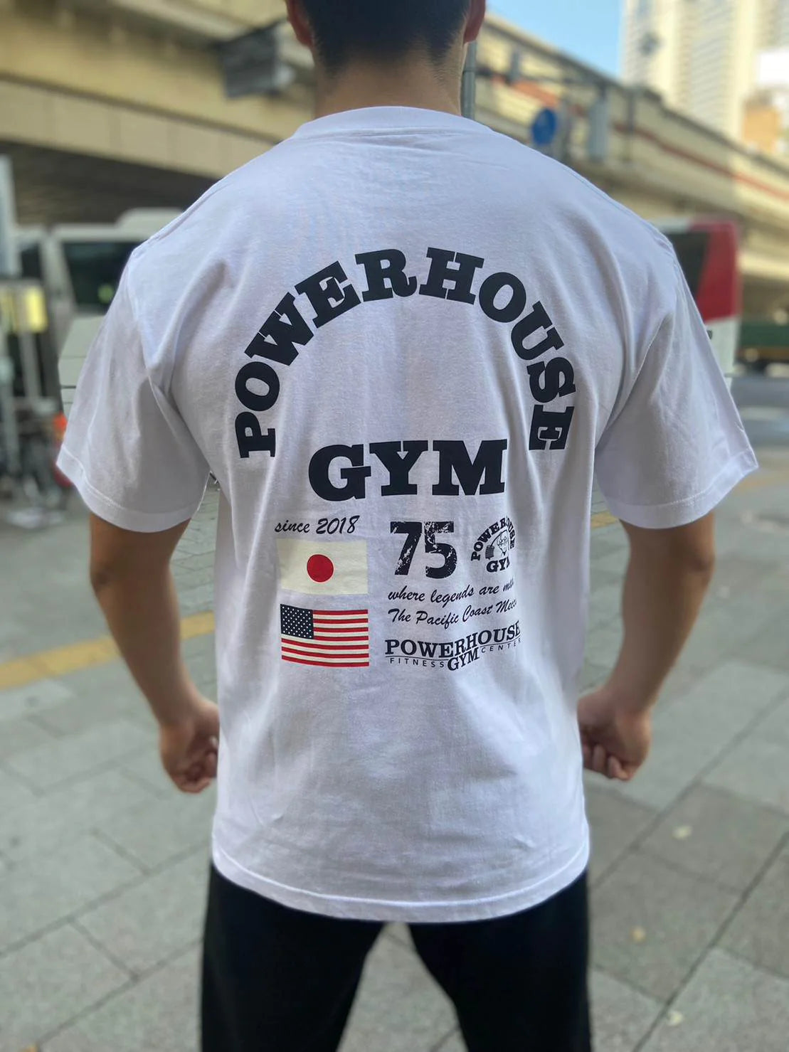 パワーハウスジム プレミアムTシャツ
